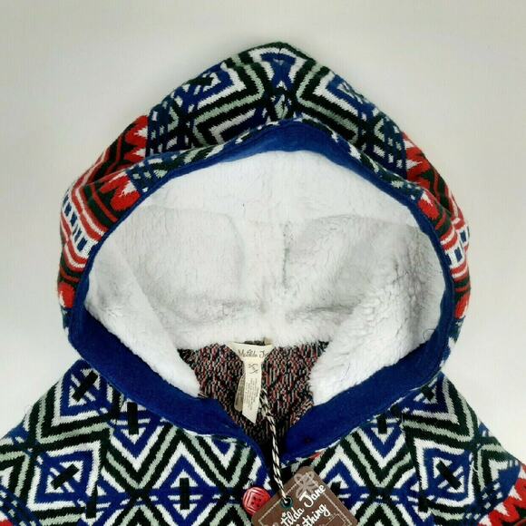 Matilda Jane A Caroling We Go Poncho - Picture 4 of 8